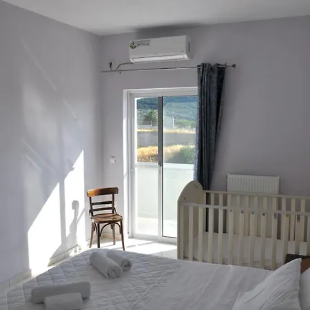 Valtaki Appartamento Selinitsa